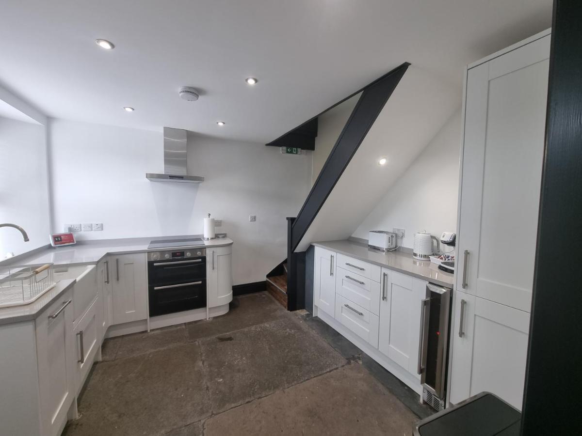 Luxurious Cottage With Hot Tub, Lake District Duddon Zewnętrze zdjęcie