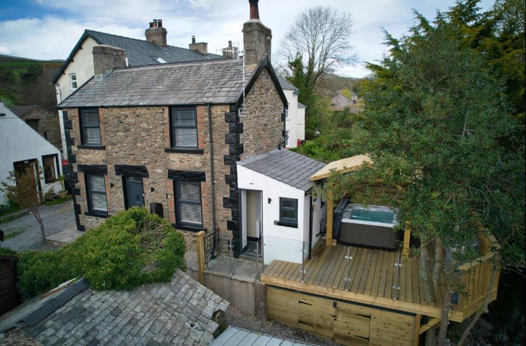 Luxurious Cottage With Hot Tub, Lake District Duddon Zewnętrze zdjęcie